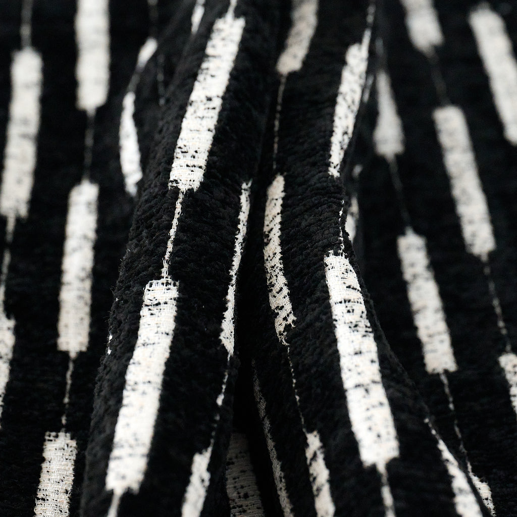 #color_coyle-noir