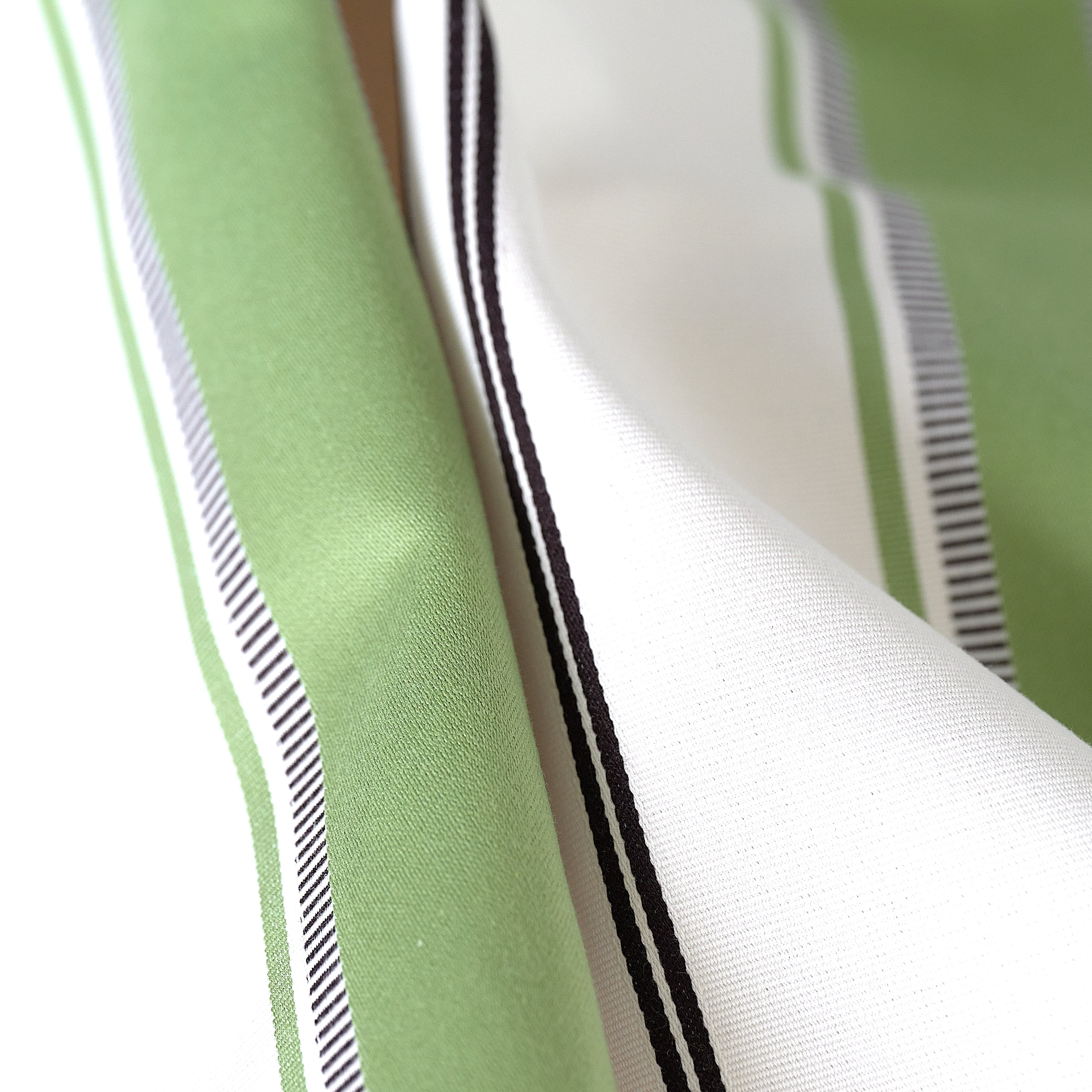 #color_mila-VERT-AMANDE