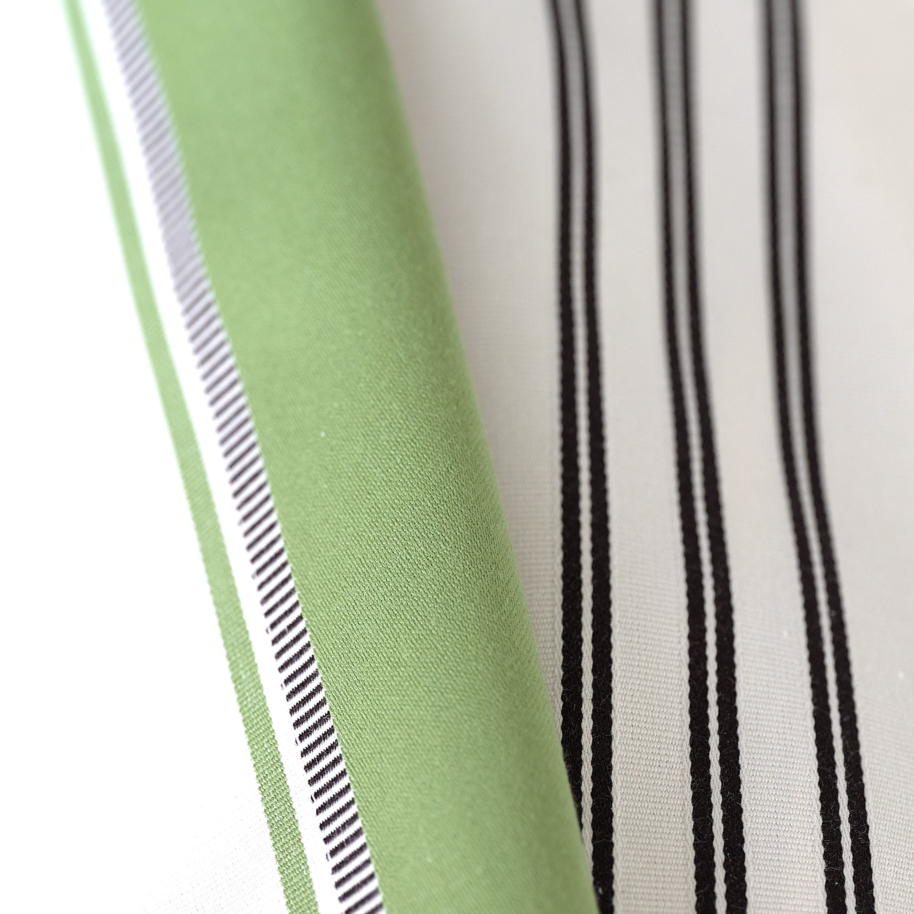 #color_mila-VERT-AMANDE