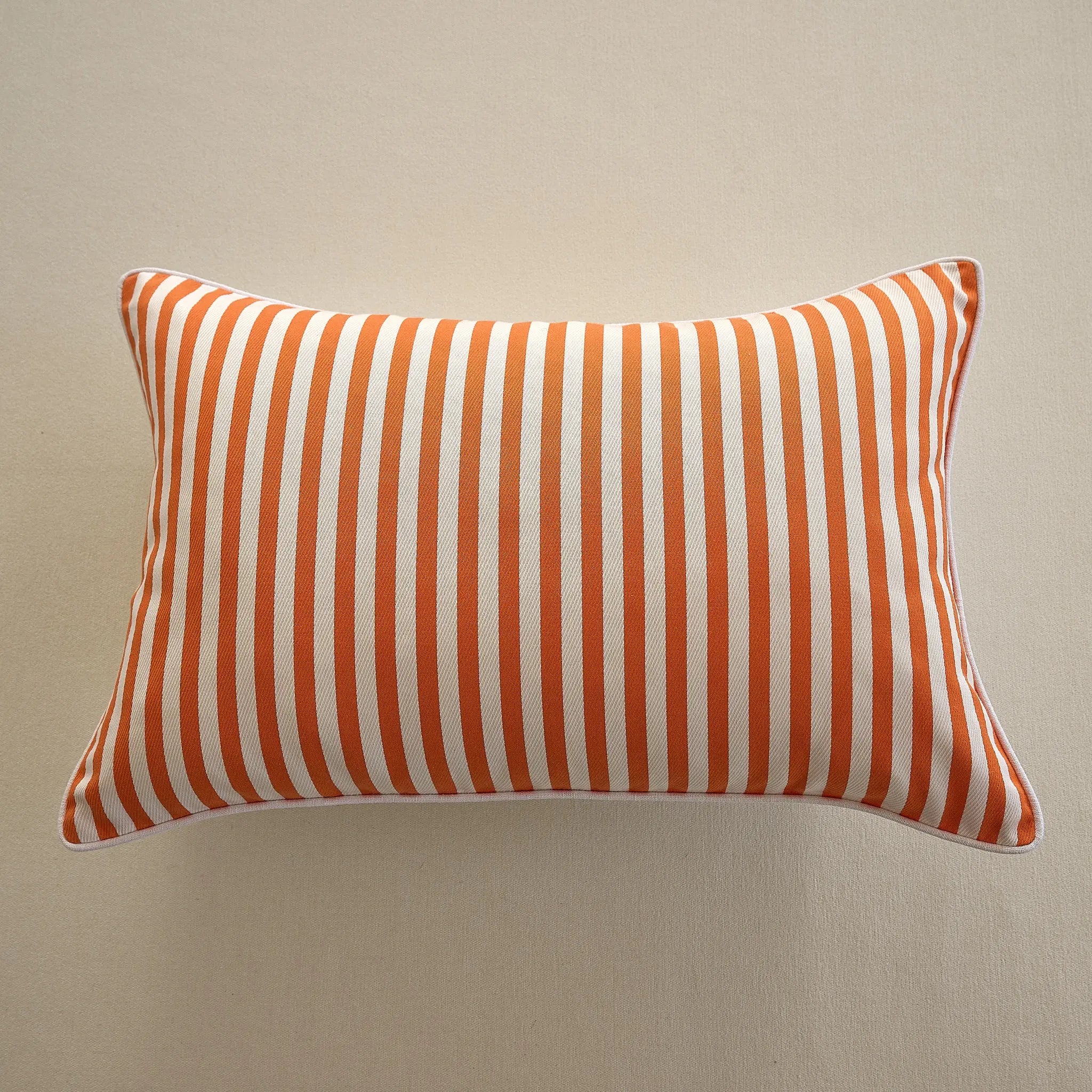 Housse de Coussin Odéon Summer 38 x 58 cm - Citrouille/blanc