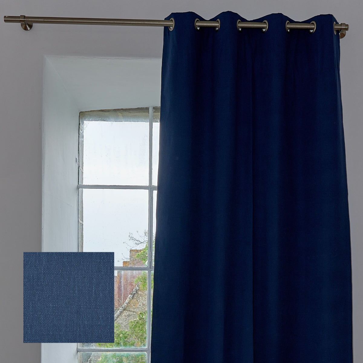 Rideau Hero bleu indigo à oeillets nickel mat