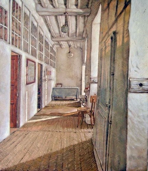 Peinture du long couloir intérieur de l’école